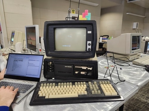 Photo of an Elektronika DVK-3 running the original version of Tetris. Photo taken at ATG Expo.